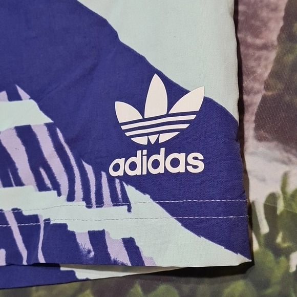 Adidas Originals AOP Purple Shorts Size Small NWT - Picture 4 of 6